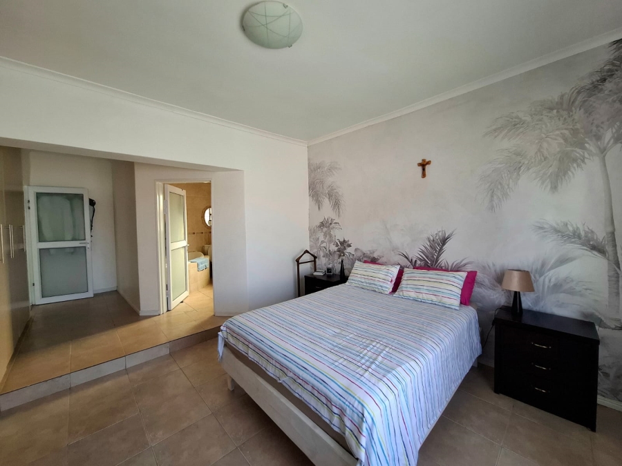 To Let 3 Bedroom Property for Rent in Ruyterwacht Western Cape